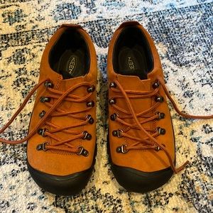 ORANGE KEEN SHOES
